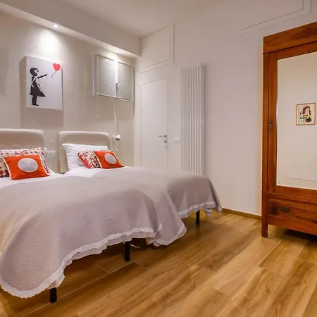 Apartamento Lady Camollia Siena