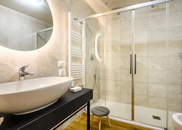 Lady Camollia Апартаменти