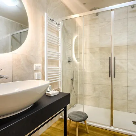 Lady Camollia Apartman